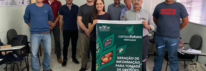 CNA reúne produtores de alface em São Paulo