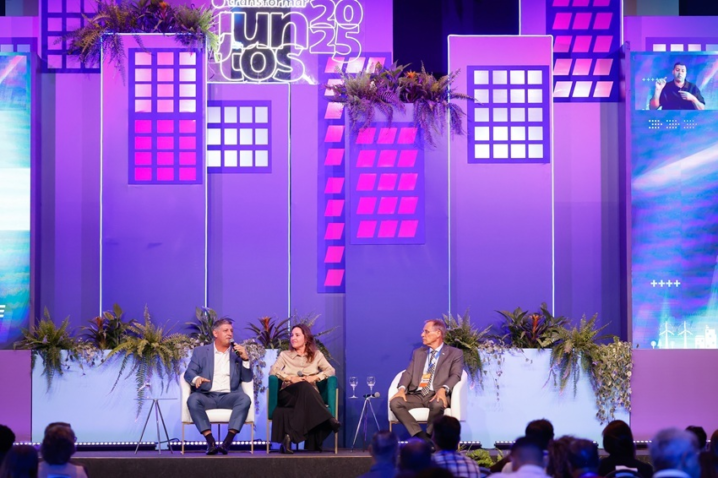 45359580254 4affbcb6df c