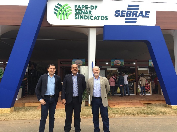 Da esquerda para a direita: o coordenador técnico do Instituto CNA, Carlos Frederico; o assessor técnico da CNA, Eduardo Brandão e o coordenador de TI do Instituto CNA, Ronei Correa