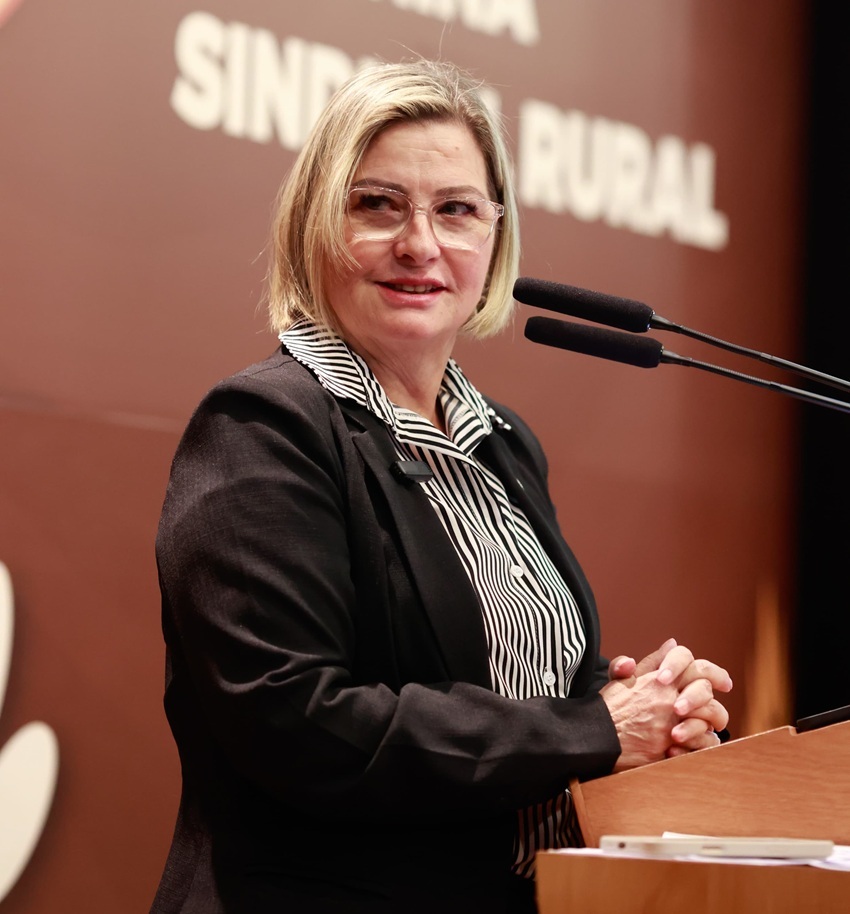 Deputada Ana Paula Leão (PP/MG) reforçou a importância da presença feminina em cargos de liderança