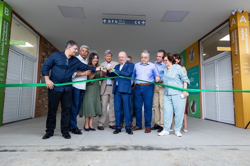 Senar inaugura Centro de Excelência em Zootecnia em Feira de Santana