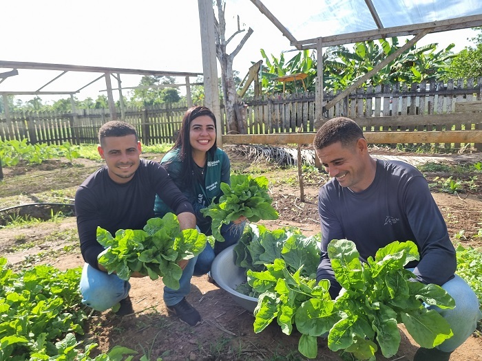 Antônio, Thiago e Priscilla