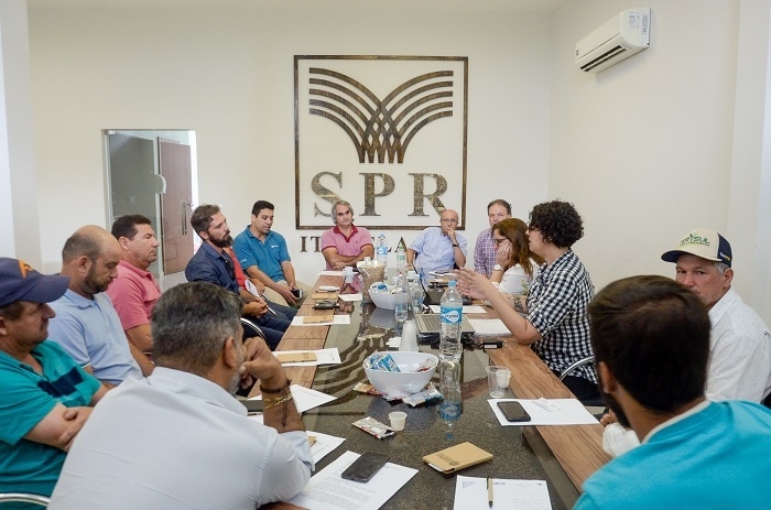 CNA se reúne com produtores do Extremo Sul da Bahia para definir estratégias de exportação