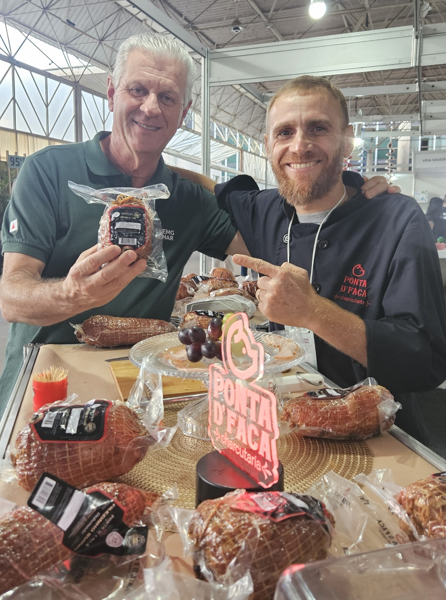 Vice-presidente de Finanças, Renato Laguardia, prestigia o Empório do Sistema Faemg Senar 