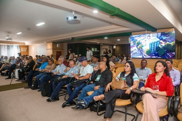 CNA participa do 61º Encontro Ruralista promovido pelo Sistema Faepa