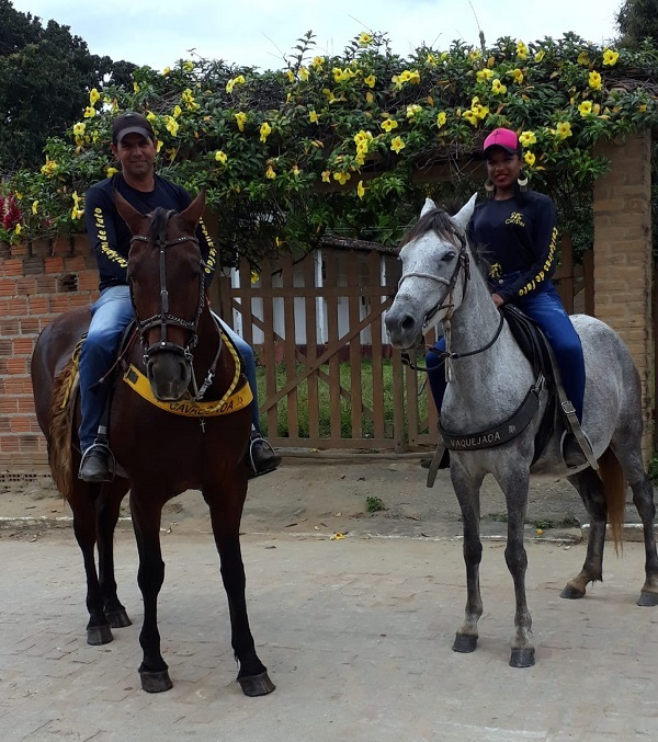 O produtor rural e sua esposa, Edvania França Santos