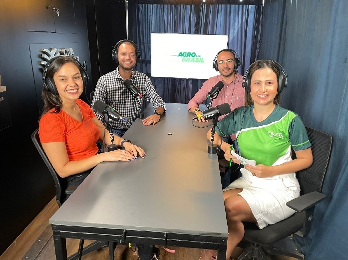 Gravação de podcast na Carreta Agro pelo Brasil