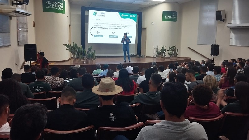 Palestra sobre o Forrageiras para  o Semiárido.