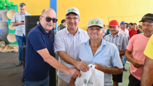 Senar-RN: Programa Bem Viver reúne 800 produtores na cidade de Vera Cruz