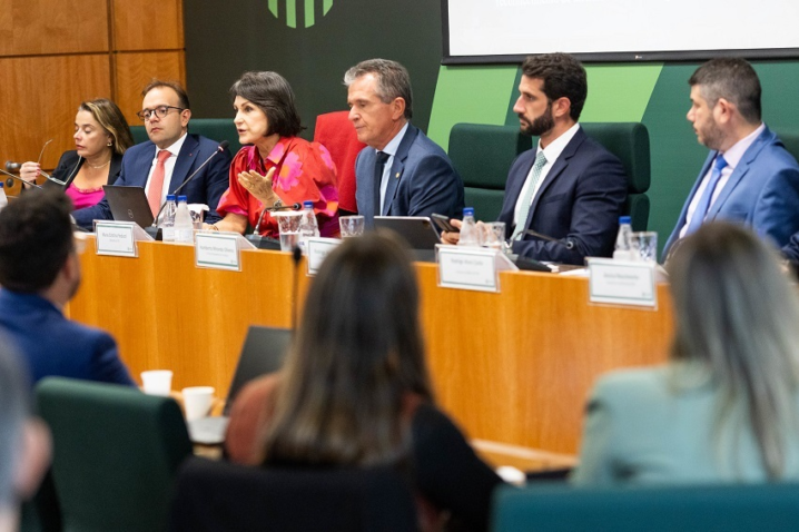 COMISSAO DO TRABALHO