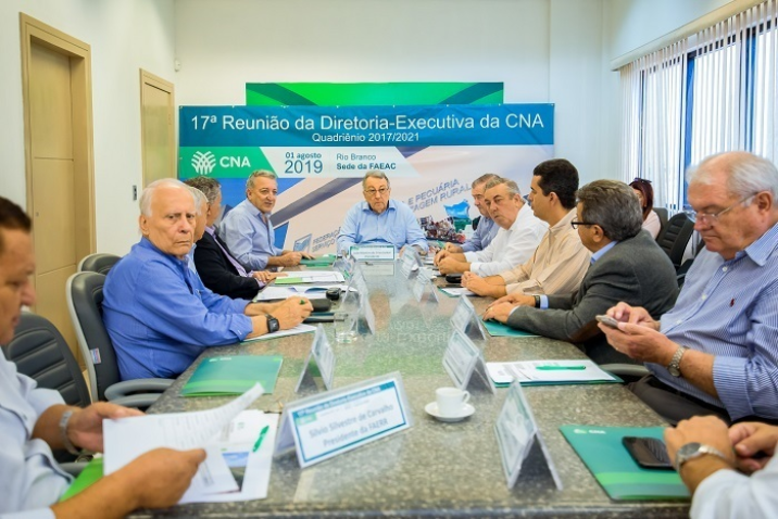 Reuni C3 A3o abre mat C3 A9ria