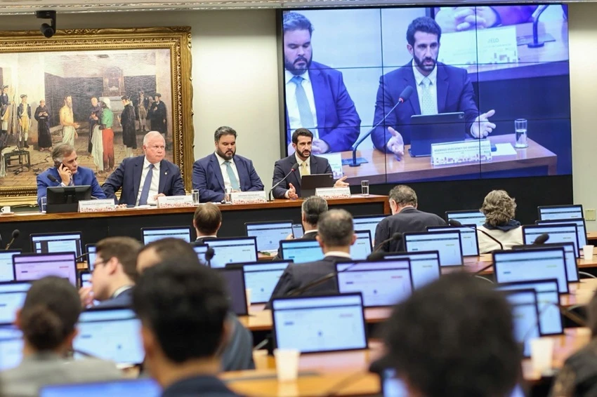 CNA participa de audiência pública sobre escala 6x1