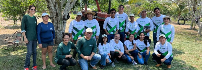 ​Turma do curso técnico de Fruticultura do Polo Manaus participa de prática de campo no Iranduba