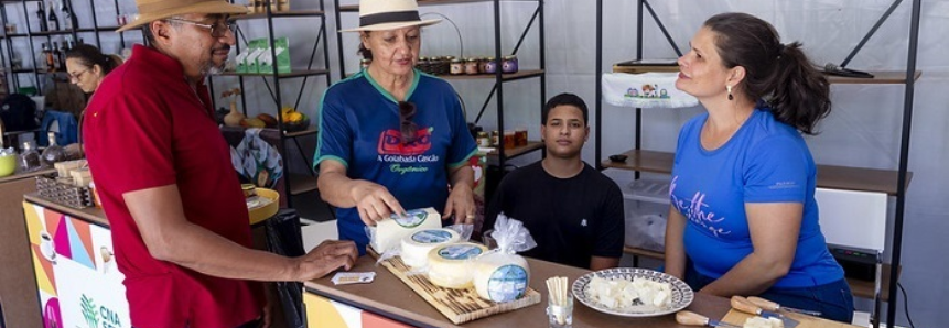 CNA realiza feira de produtores artesanais e tradicionais na Carreta Agro pelo Brasil