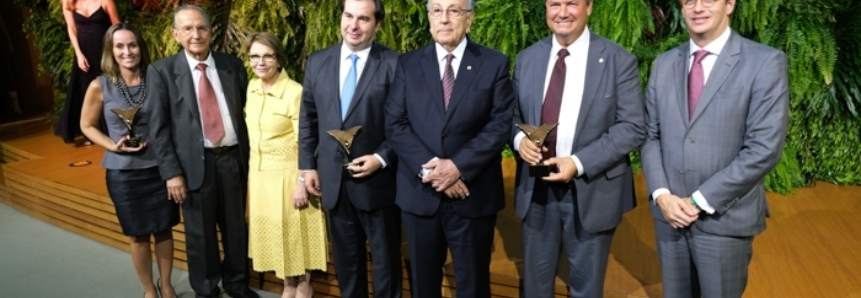 Prêmio CNA Agro Brasil 2019 é entregue para destaques em quatro categorias