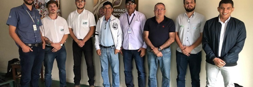CNA reúne produtores de café arábica no município de Capelinha (MG)