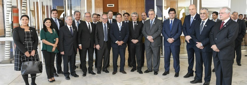 Presidente da CNA participa de almoço com vice-presidente da República