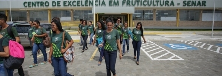 Centro de Excelência em Fruticultura do Senar abre portas para o mercado de trabalho na região