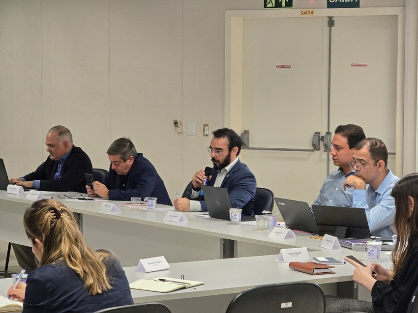 Em Londrina, CNA participa de reunião da Câmara Setorial da Soja