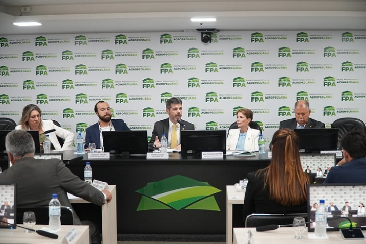 54485621385 ede49d991f c