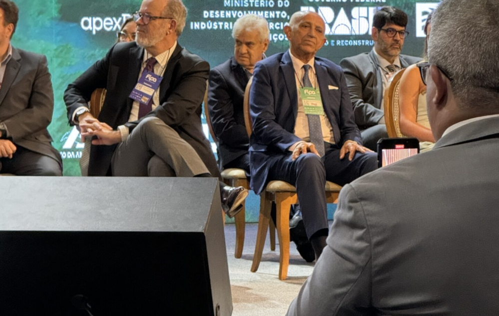 Presidente da Faepa, Carlos Xavier, na mesa de abertura da FIPA 2024