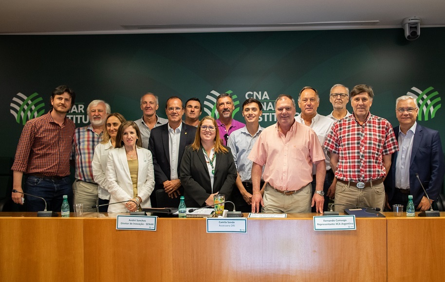 Sistema CNA/Senar recebe grupo de produtores rurais da Argentina