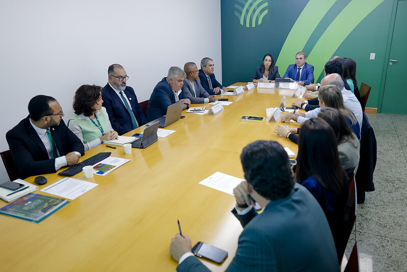 CNA reúne Federações para discutir cenário político e pautas prioritárias do agro   