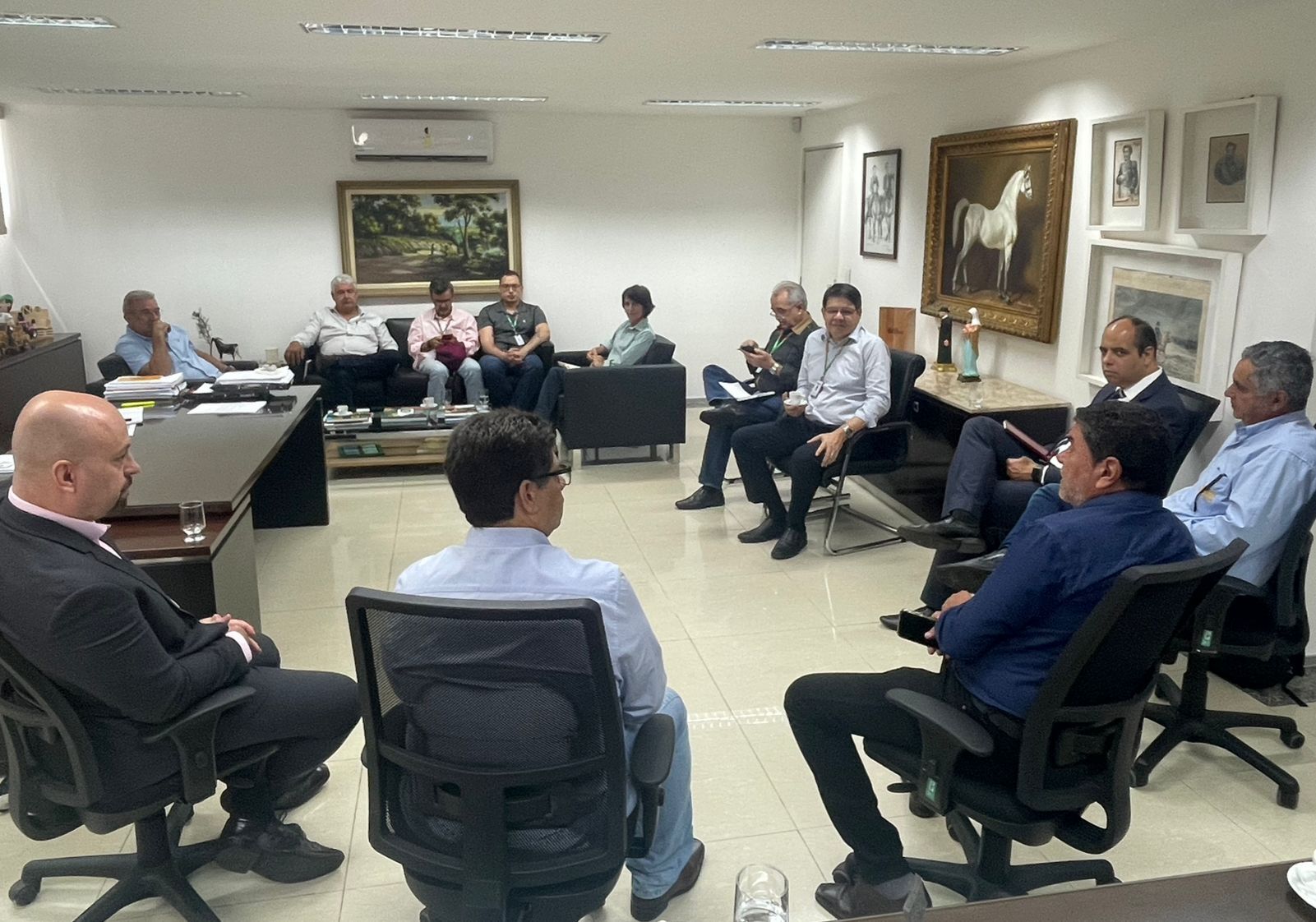 Faec recebe comitiva de MG para discutir agricultura irrigada