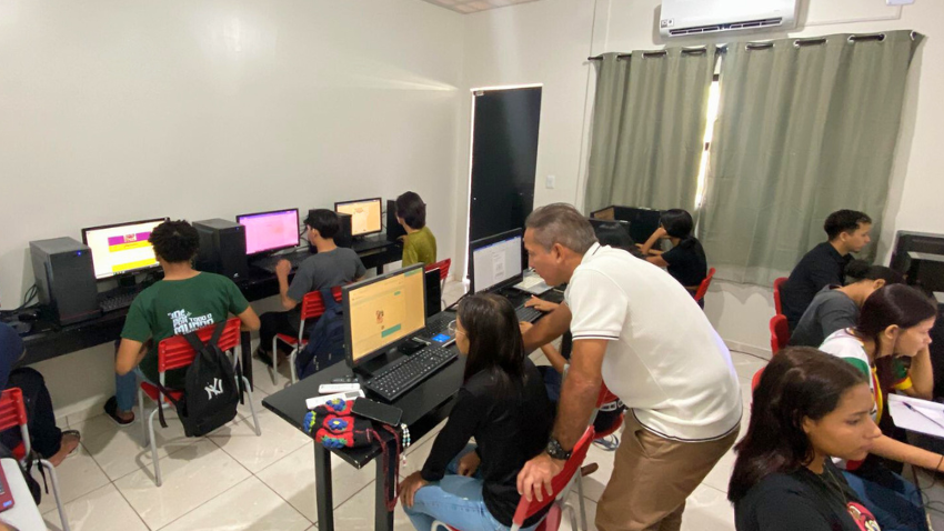 Curso de Inclusão Digital é realizado em Afuá