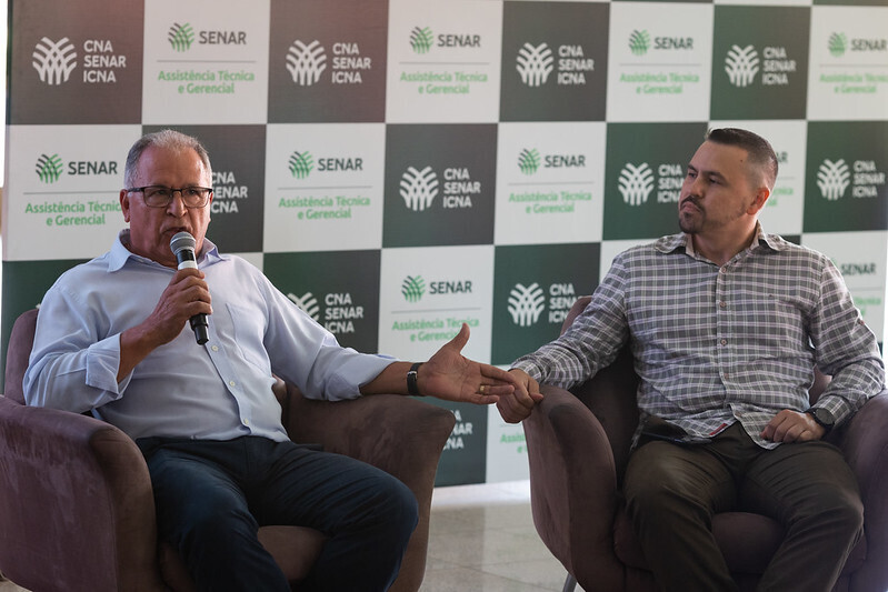 Produtor José Severiano com o filho Rafael.