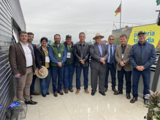 Presidente da CNA e diretoria participam da abertura e de ações na Expointer