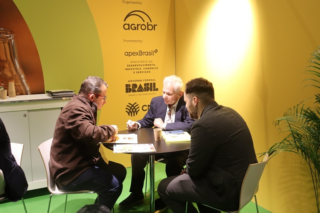 Projeto agroBR impulsiona negócios em feiras internacionais