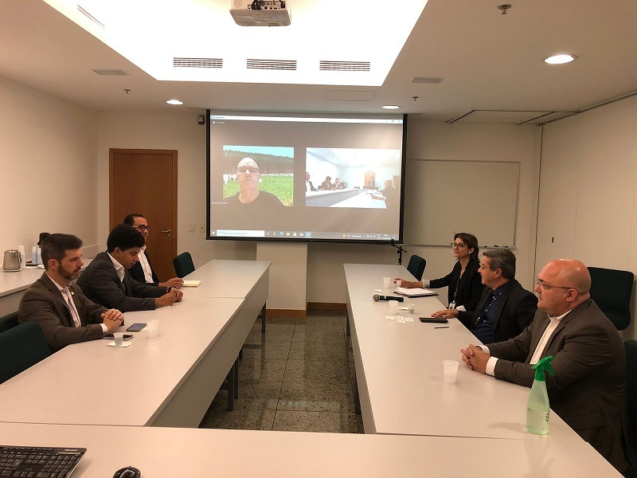 Reuniao embrapa soja