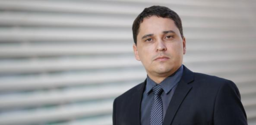 End2270 0 370377002015149120771