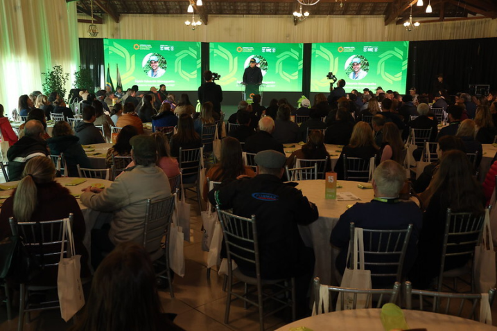 Encontro lideres Araucaria