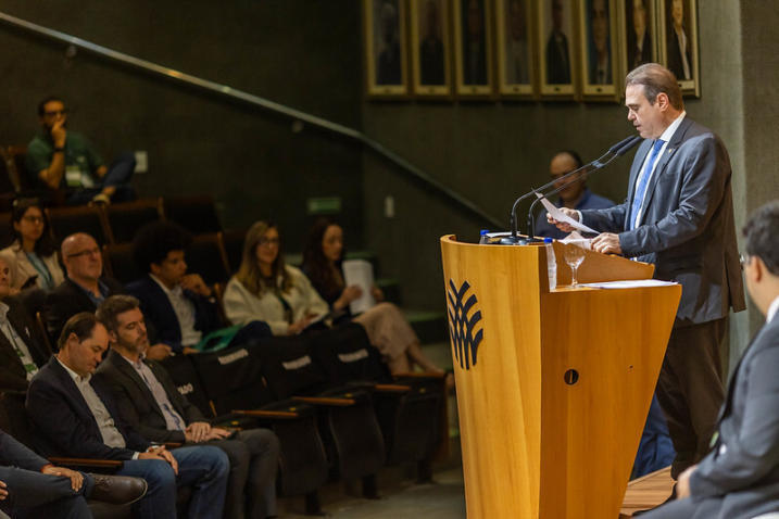 54747036497 27670e0e56 c