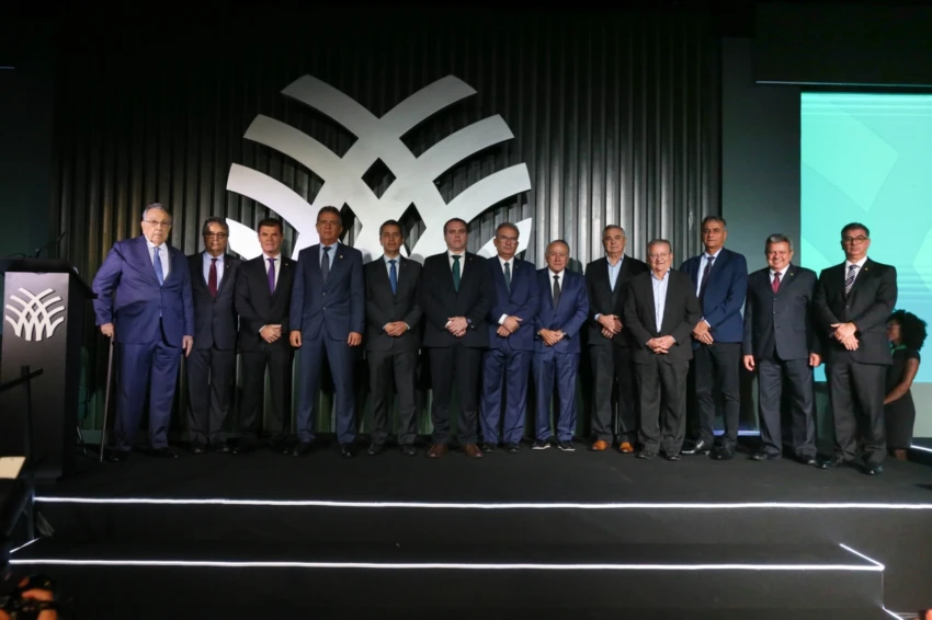 Ao tomar posse, presidente da CNA diz que é preciso estar presente em todos os lugares e momentos para defender o produtor rural