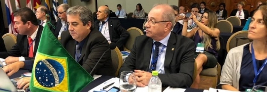 CNA debate erradicação da febre aftosa em reunião da Cosalfa na Bolívia
