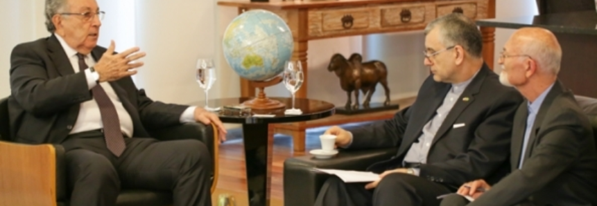 Presidente da CNA recebe Embaixador do Irã no Brasil