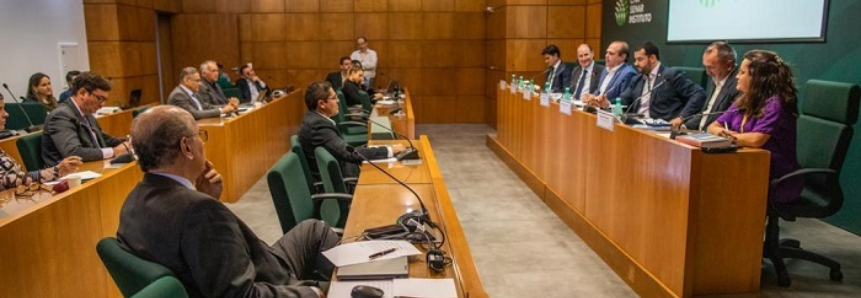 Comissão Nacional de Assuntos Fundiários debate segurança no campo