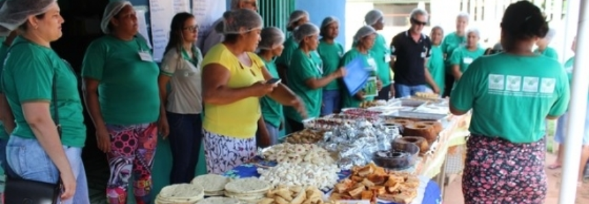 Curso de confecção de bolos e salgados atende agricultoras de Guajará-Mirim