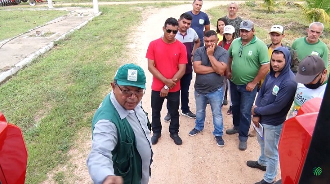 Senar oferece curso de tratorista a agricultores do Ceará
