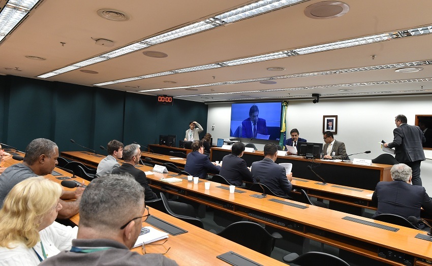 Fotos: Zeca Ribeiro / Câmara dos Deputados