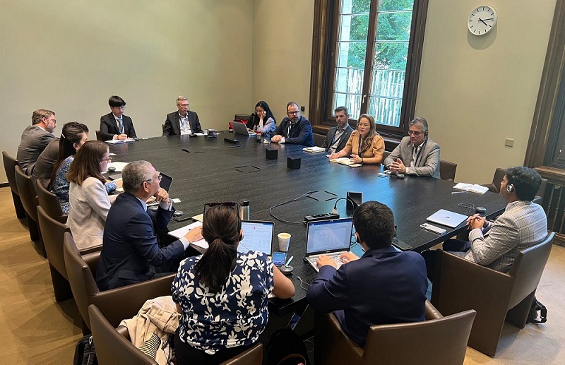 CNA se reúne com organizações internacionais em Genebra