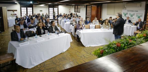 Encontro de trabalho reúne presidentes de Federações e superintendentes do SENAR