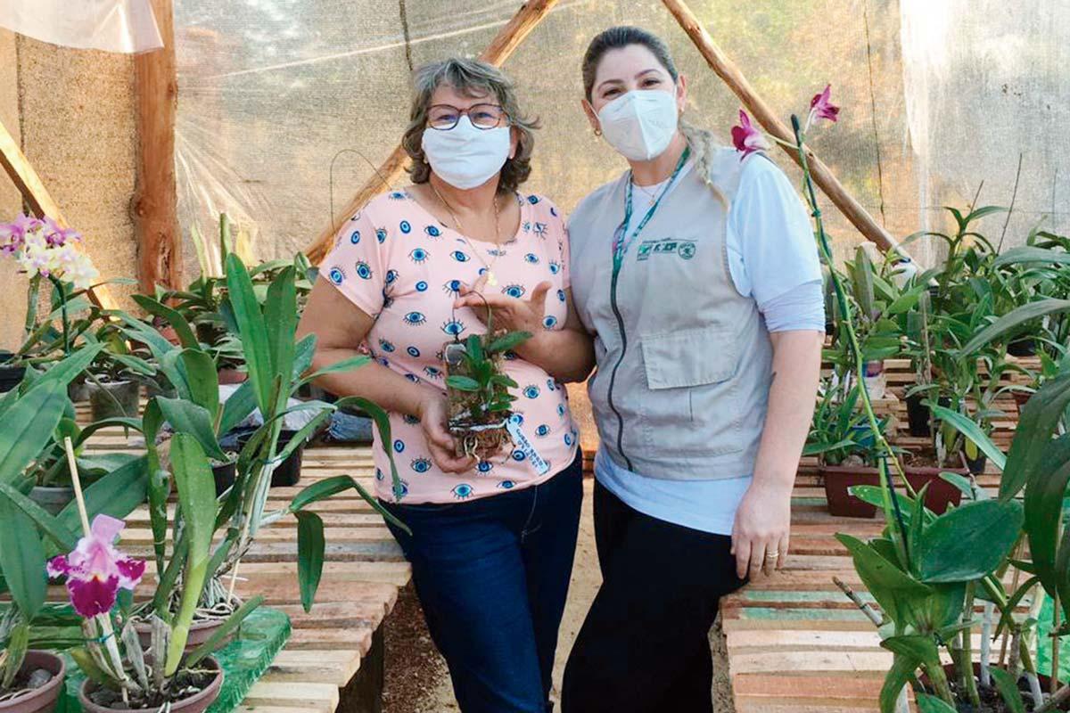 Ex-aluna do SENAR-PR encontra na floricultura uma alternativa de renda