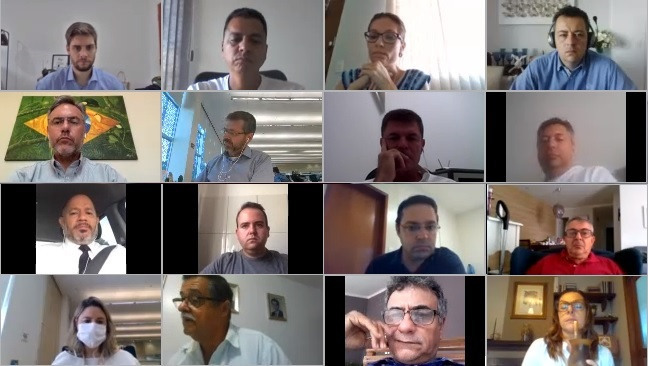 Reuniao comissao corte